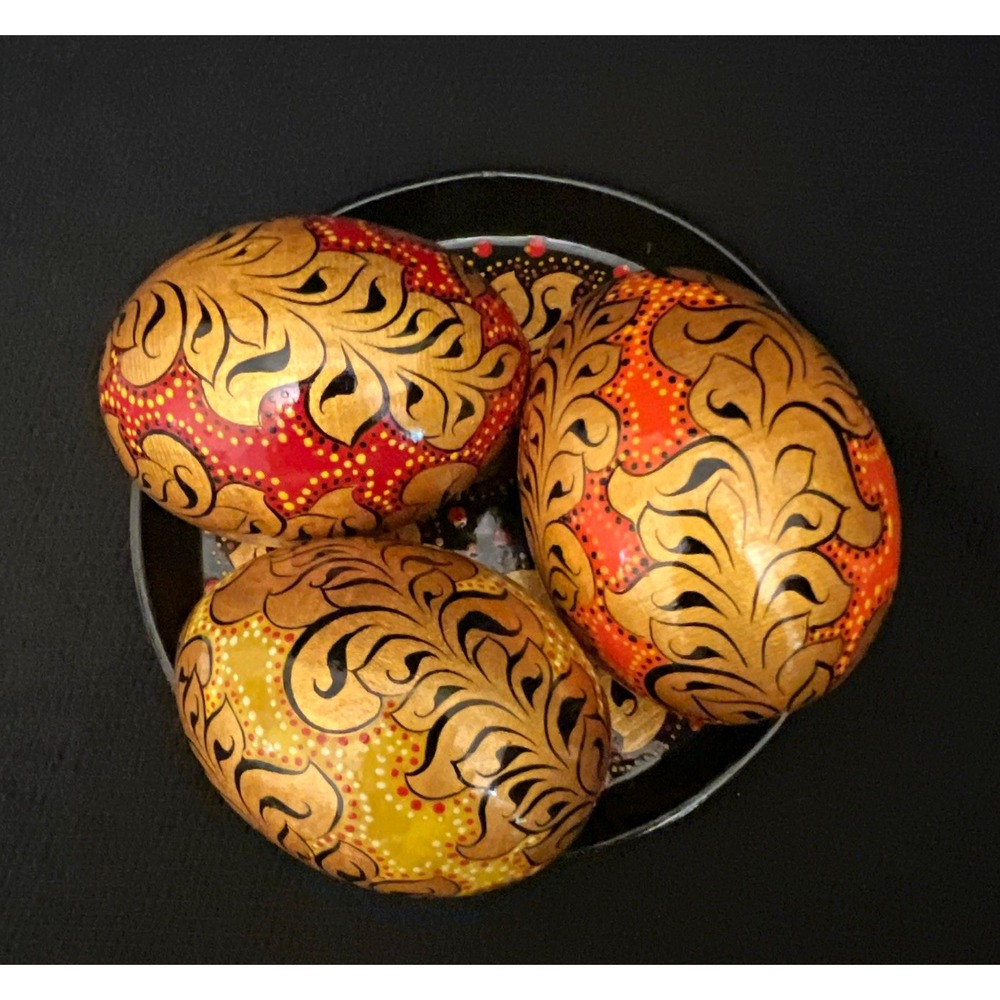 Round Painted Wood Tray 5 in with 3 Decorative Eggs Floral Black Gold Red